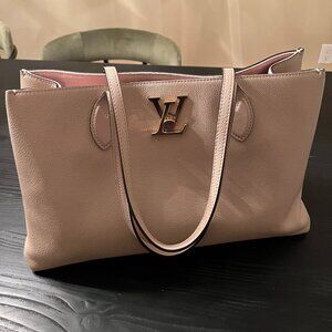 Louis Vuitton Lockme Tote Shopper Bag
